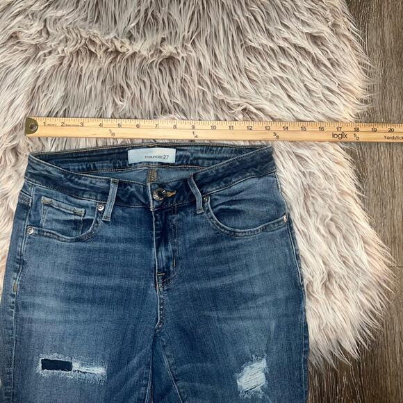 Maunces Women's Skinny Distressed Jeans - Picture 7 of 10